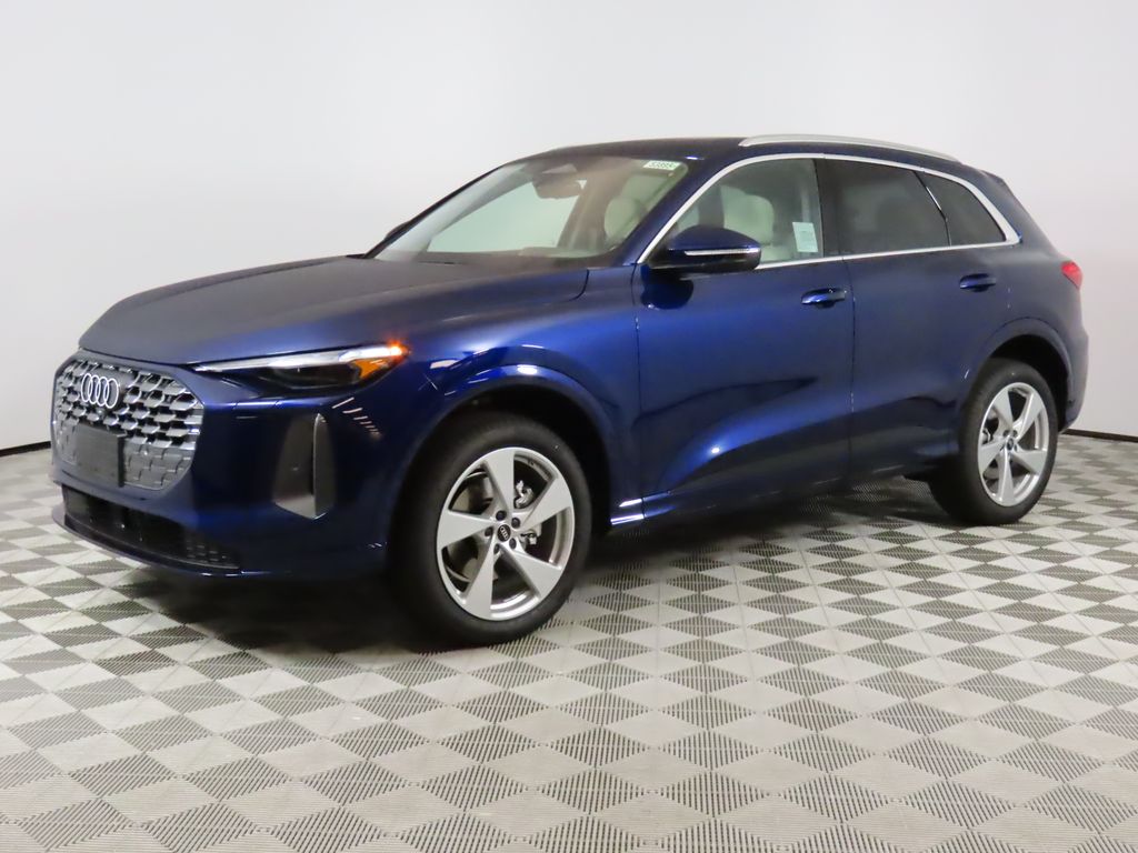 2025 Audi New Q5 Premium Plus's photo