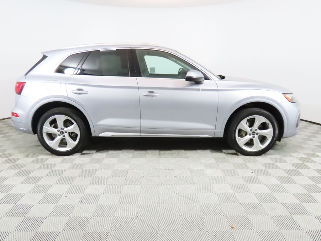 2022 Audi Q5 45 S Line Premium Plus photo 5