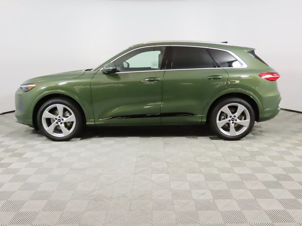 New 2025 Audi Q5 2.0T Premium SUV