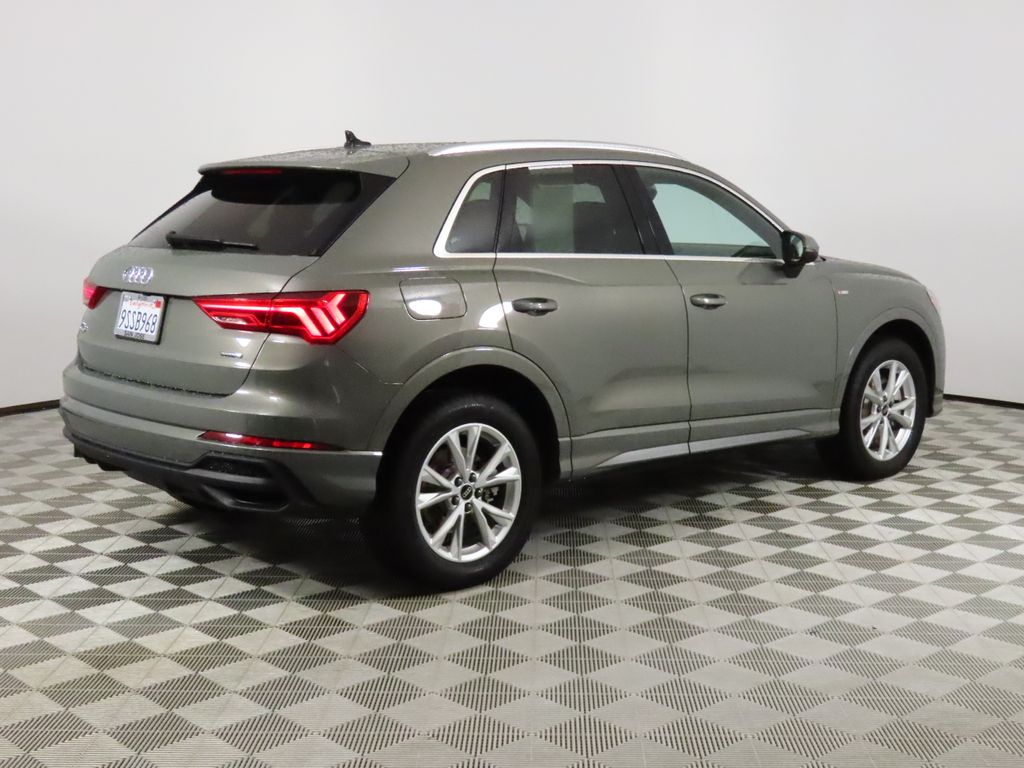 2025 Audi Q3 Premium Plus photo 4