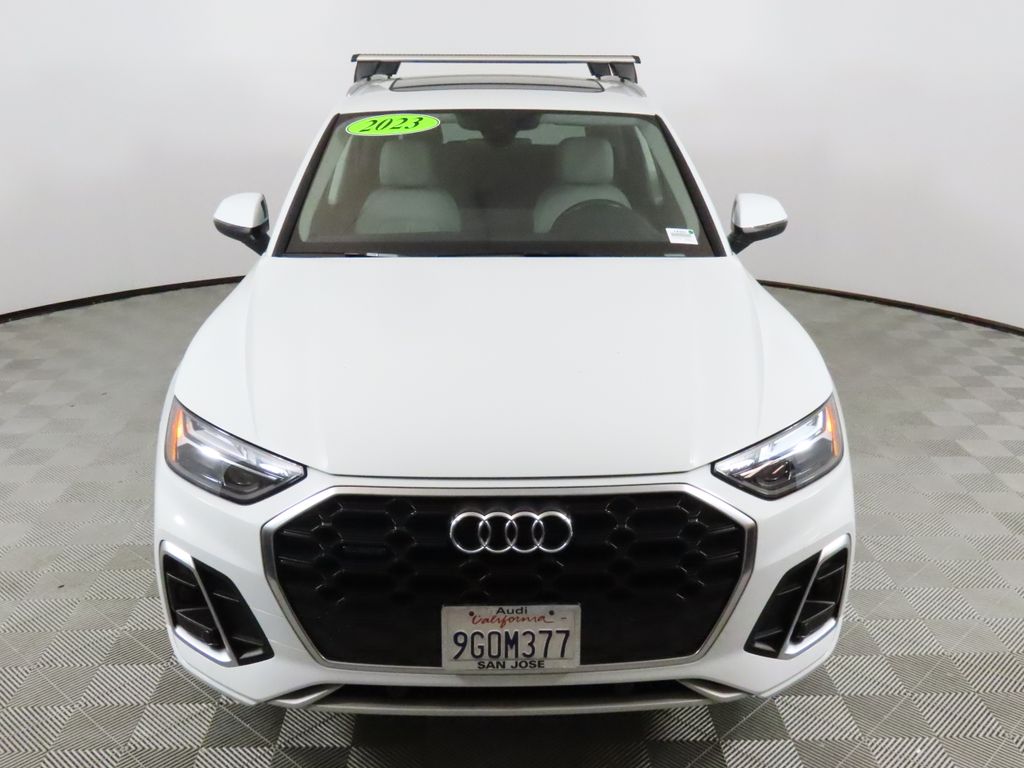 2023 Audi Q5 45 S Line Premium photo 3