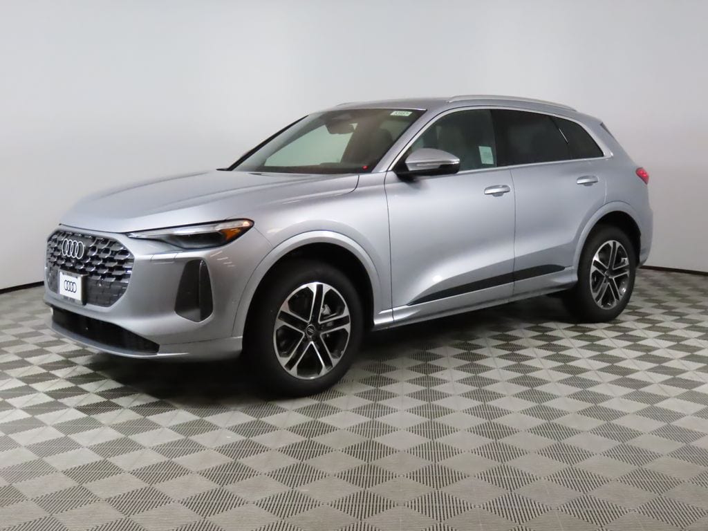 2025 Audi New Q5 Premium Plus's photo