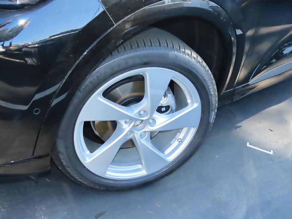 New 2025 Audi Q5 2.0T Premium SUV