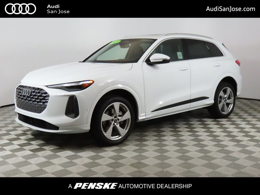 2025 Audi Q5 40 Premium Plus's photo