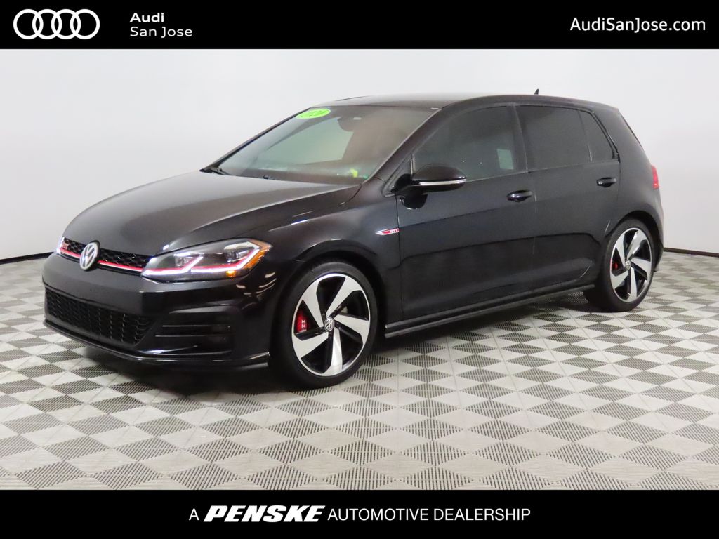 2020 Volkswagen Golf GTI SE's photo