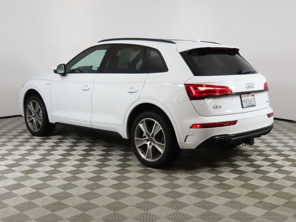 2025 Audi Q5 45 S Line Premium photo 2