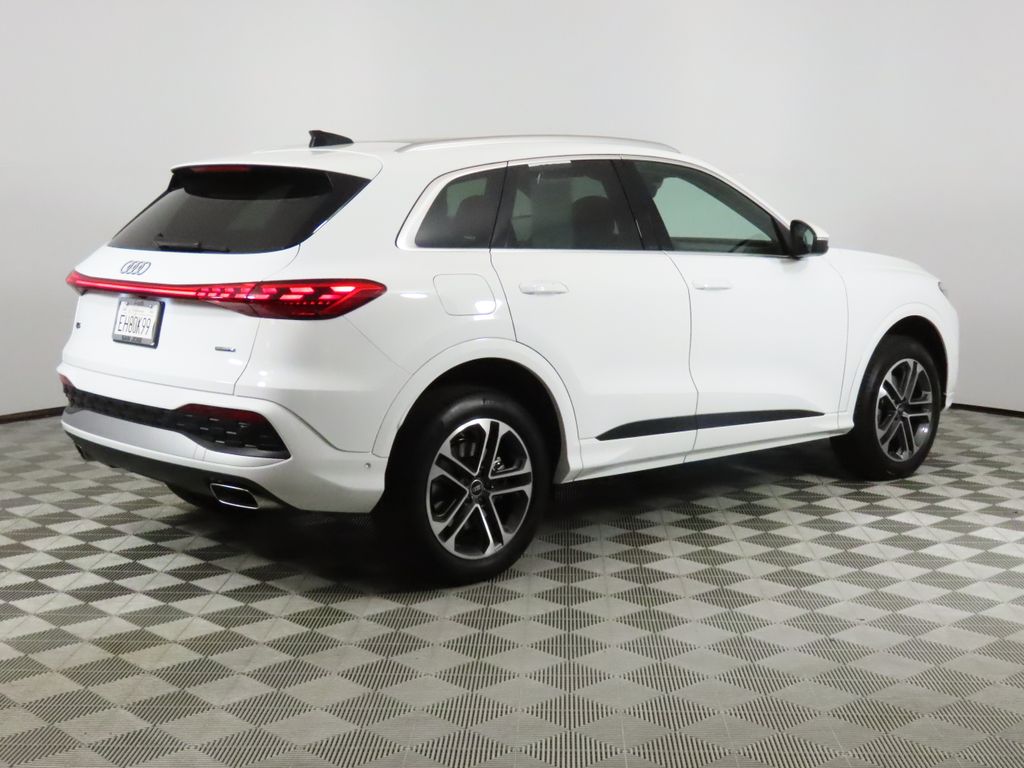 2025 Audi Q5 2.0T Premium photo 4