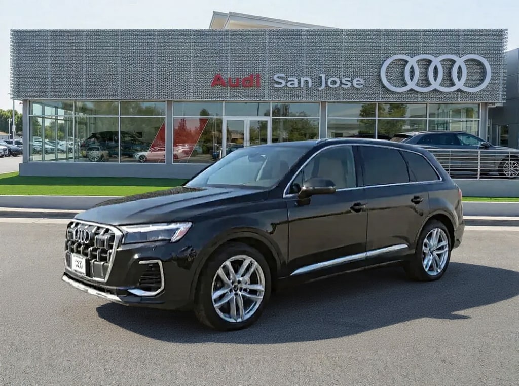 2025 Audi Q7 55 Premium Plus quattro Tiptronic's photo