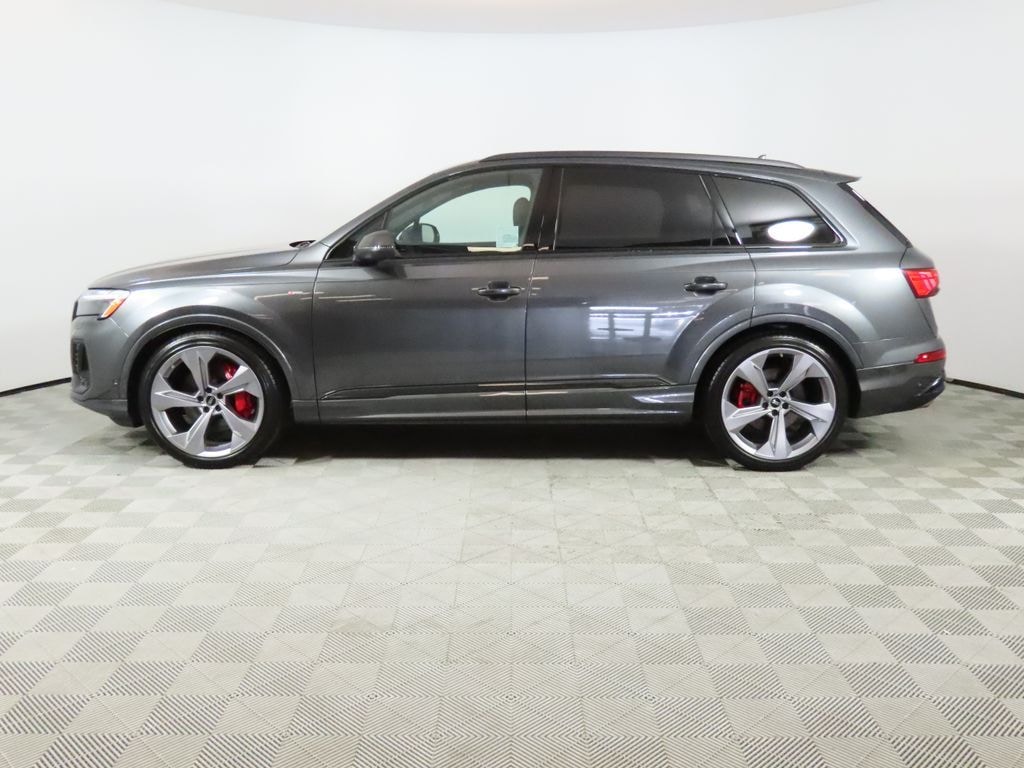 New 2026 Audi Q7 Prestige SUV