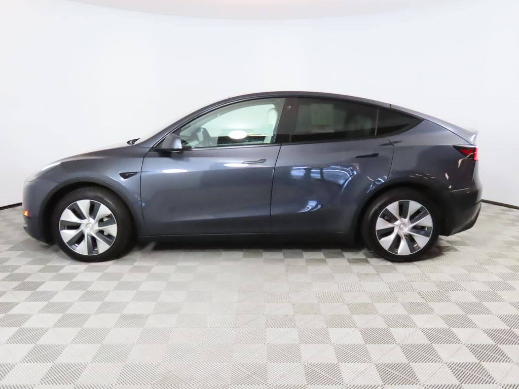 Used 2021 Tesla Model Y Long Range with VIN 5YJYGDEE9MF173081 for sale in San Jose, CA