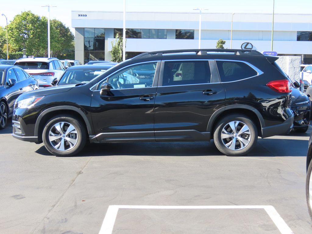 2019 Subaru Ascent Premium photo 2