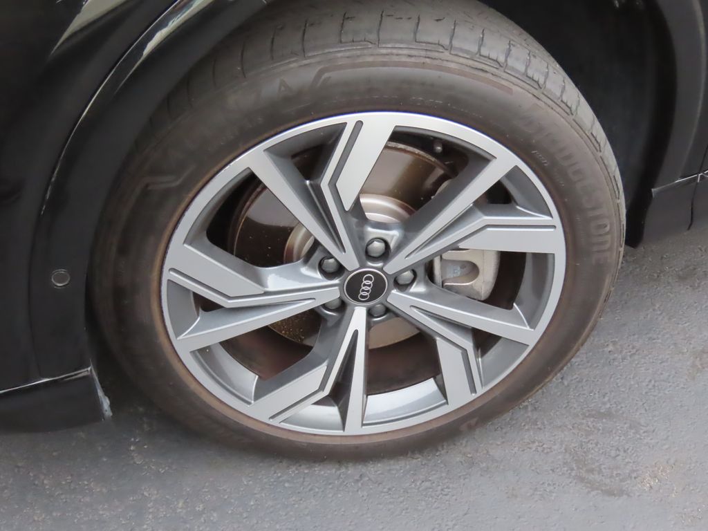 2023 Audi Q4 E-tron Sportback 50 Premium photo 3