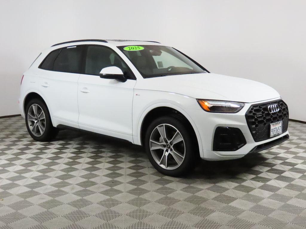 2025 Audi Q5 45 S Line Premium photo 6