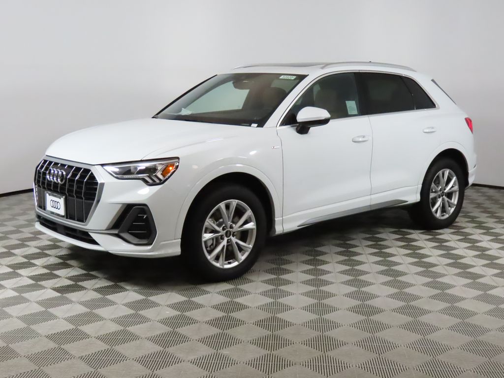 2025 Audi Q3 S Line Premium's photo