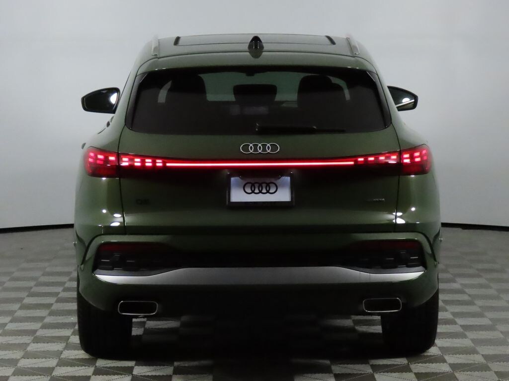 New 2026 Audi Q5 Premium SUV
