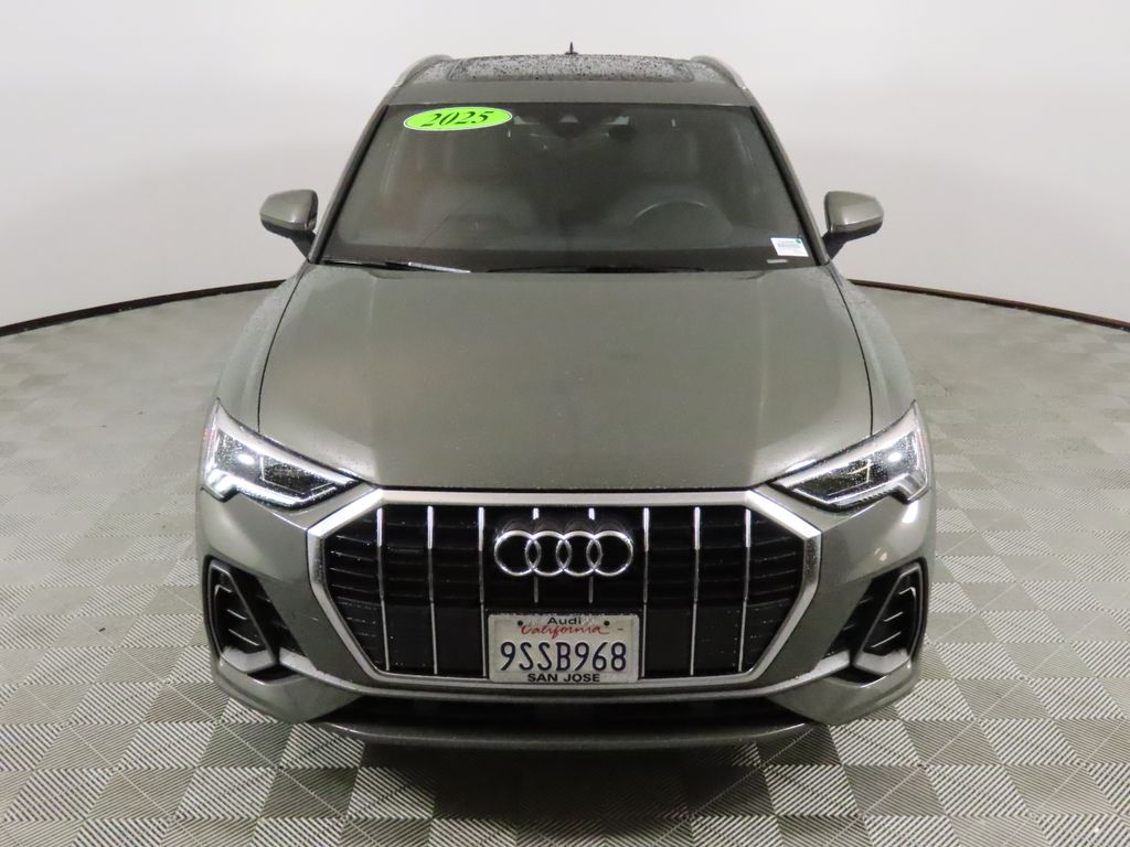2025 Audi Q3 Premium Plus photo 3