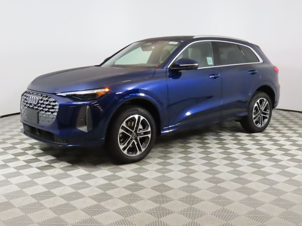 2025 Audi New Q5 Premium Plus's photo