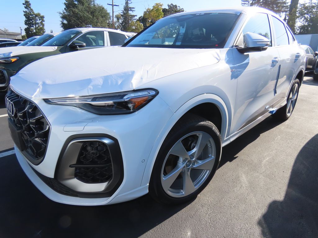 2025 Audi New Q5 Sportback Prestige's photo