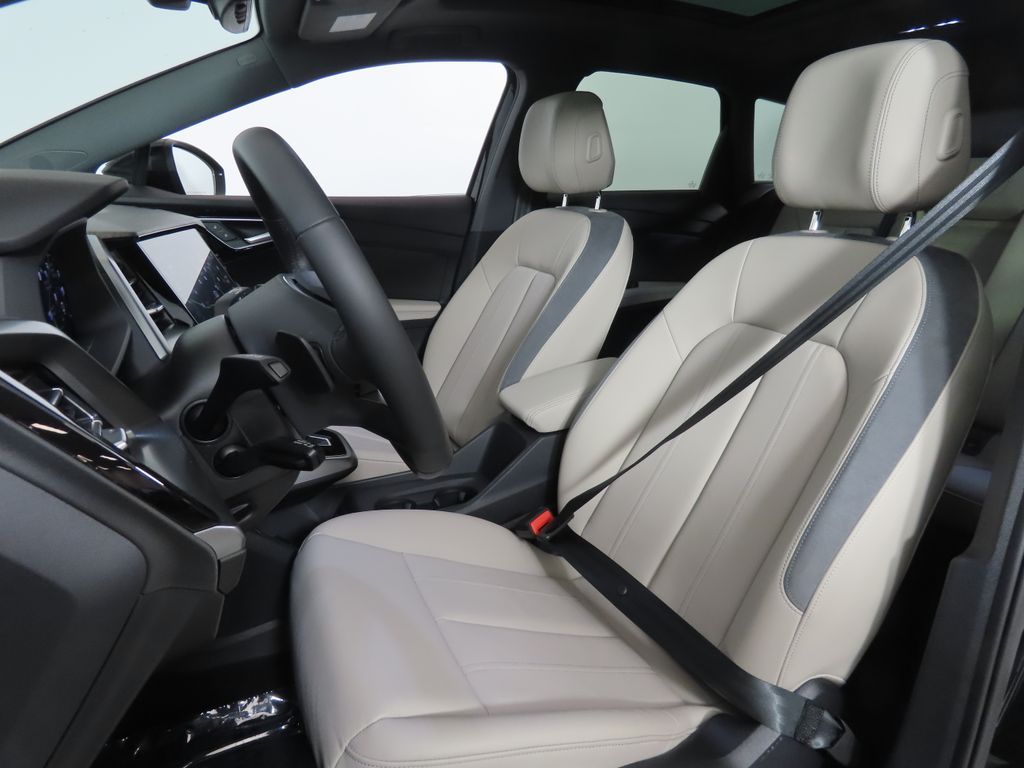 2026 Audi Q4 e-tron Premium - Photo 32