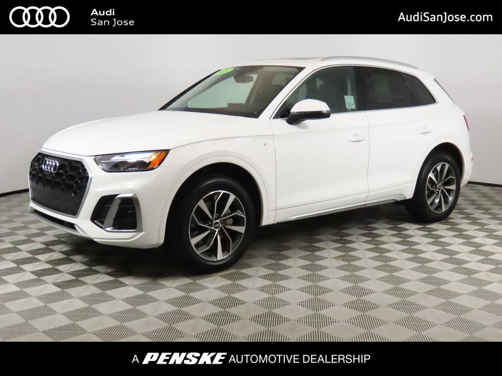 2023 Audi Q5 Premium Plus's photo