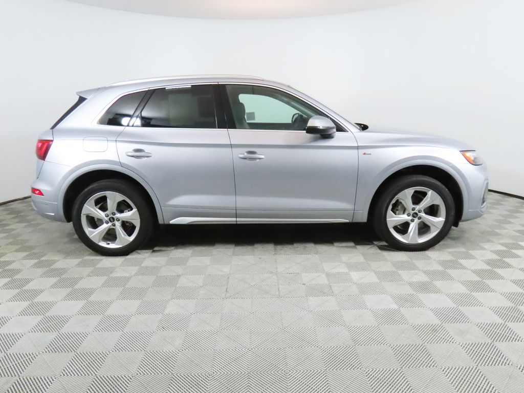 2024 Audi Q5 45 S Line Premium Plus photo 5