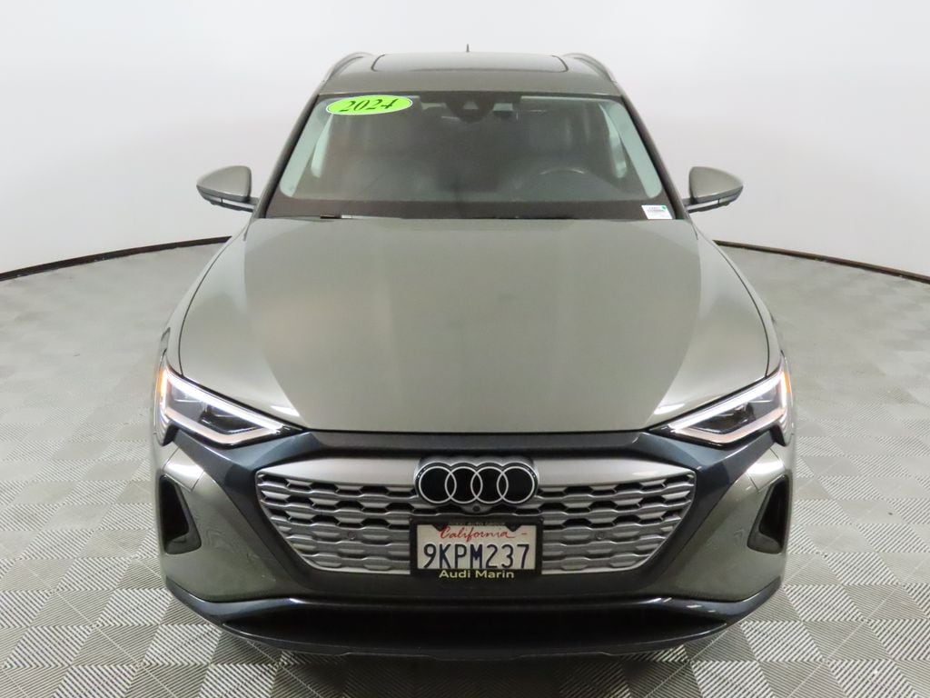 2024 Audi Q8 e-tron Premium Plus photo 3