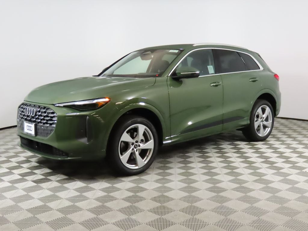 2025 Audi New Q5 Premium Plus's photo