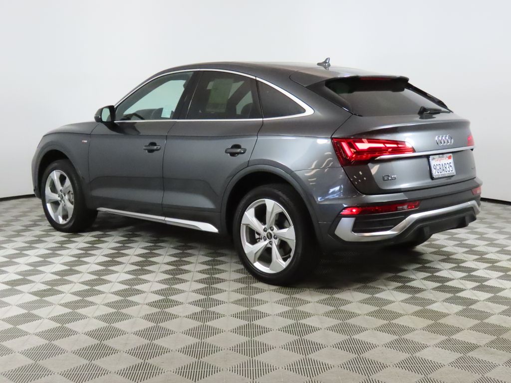 2023 Audi Q5 Sportback 45 S Line Premium photo 2