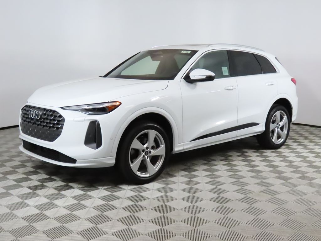 New 2025 Audi Q5 2.0T Premium SUV