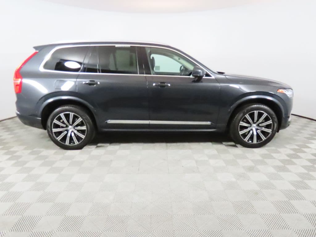 2021 Volvo XC90 Recharge Plug-In Hybrid T8 Inscription 6 Passenger photo 5