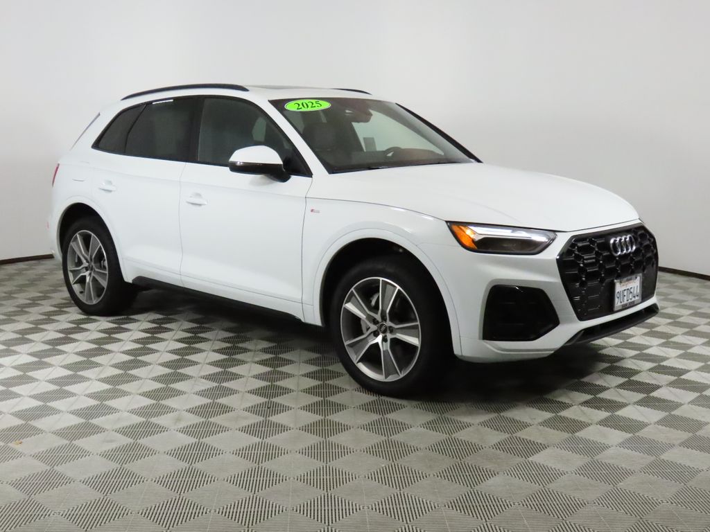 2025 Audi Q5 45 S Line Premium photo 6