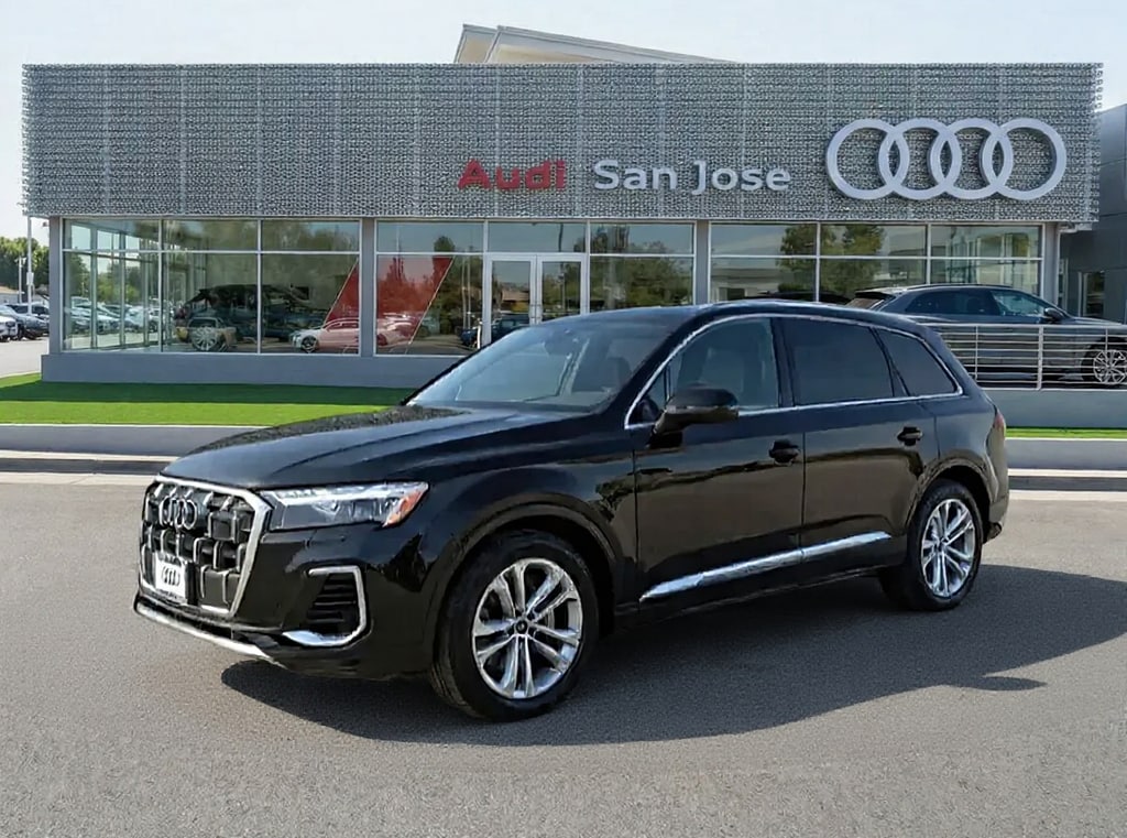 2025 Audi Q7 55 Prestige quattro Tiptronic's photo
