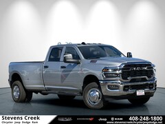 2026 Ram 3500 TRADESMAN CREW CAB 4X4 8' BOX Pickup