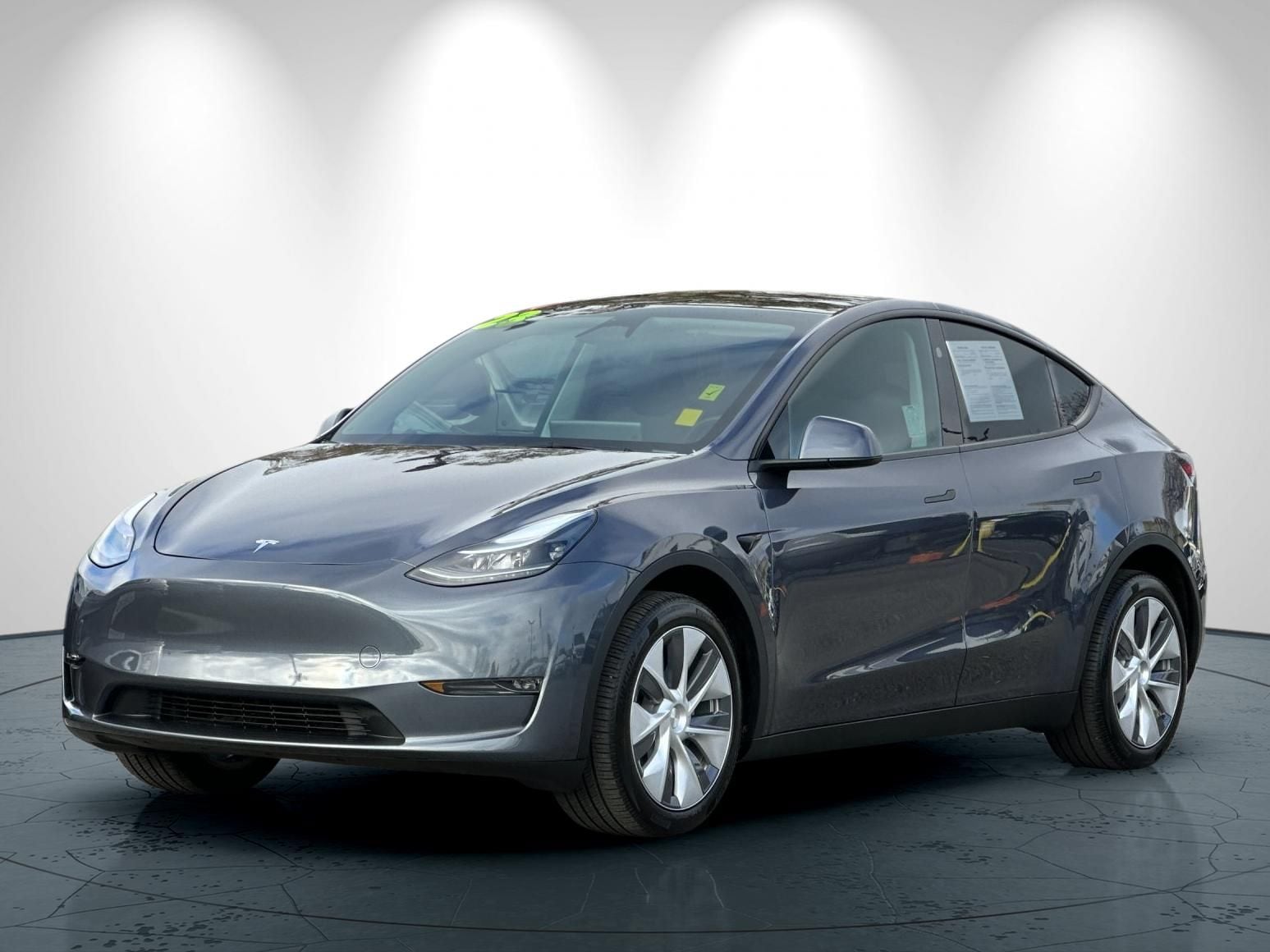2023 Tesla Model Y Long Range photo 3