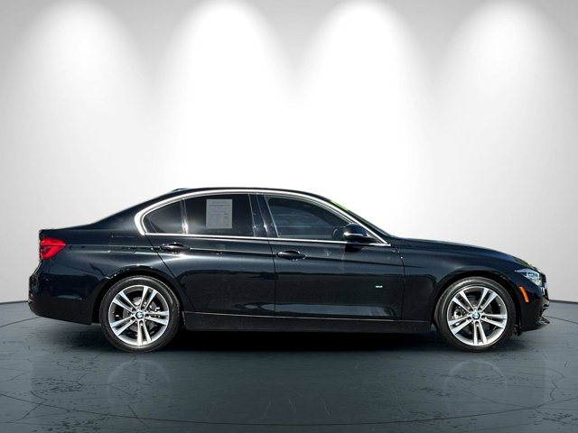 2017 Bmw 330i 330i SA photo 3