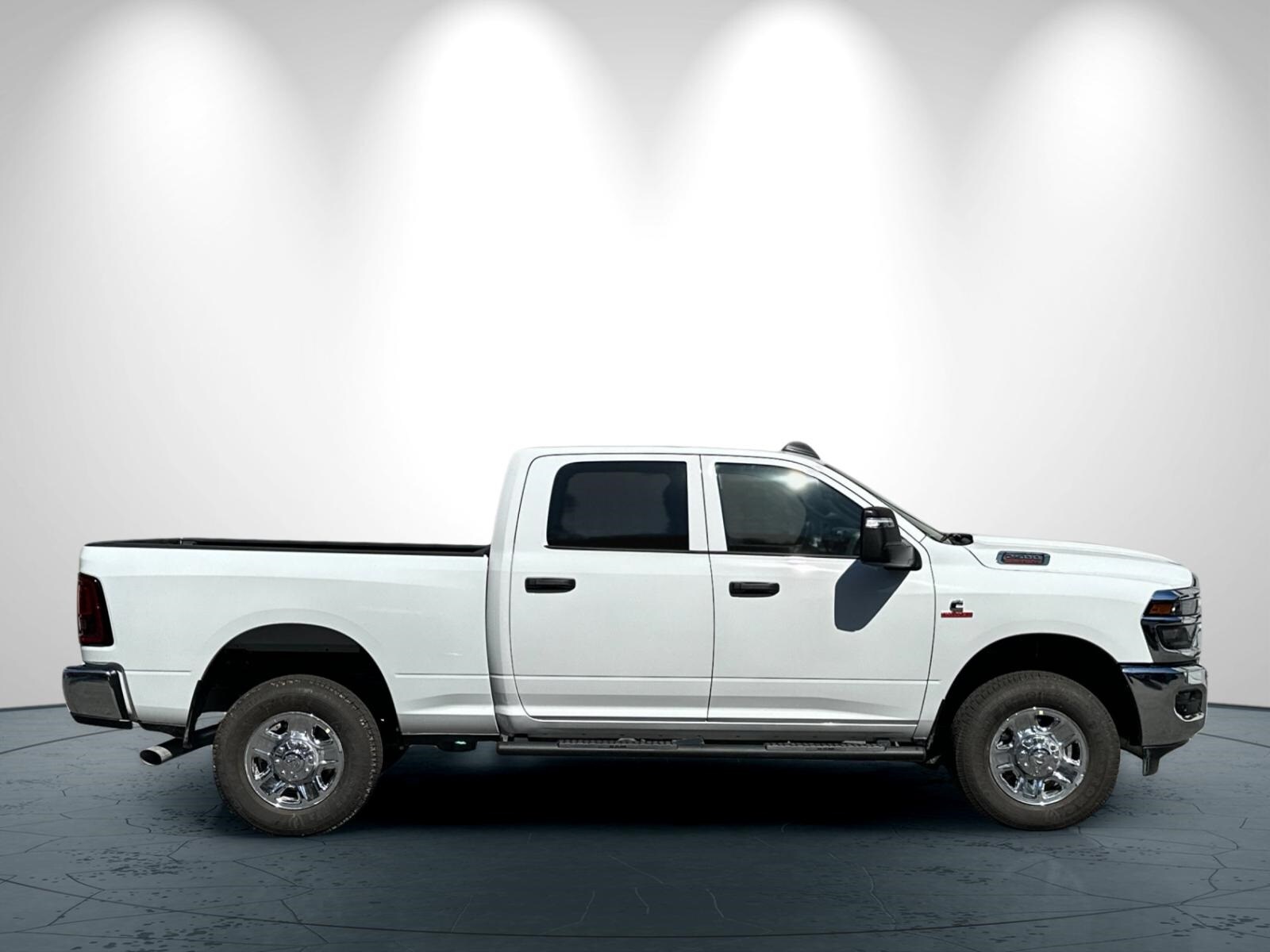 2025 Ram 2500 Tradesman photo 3