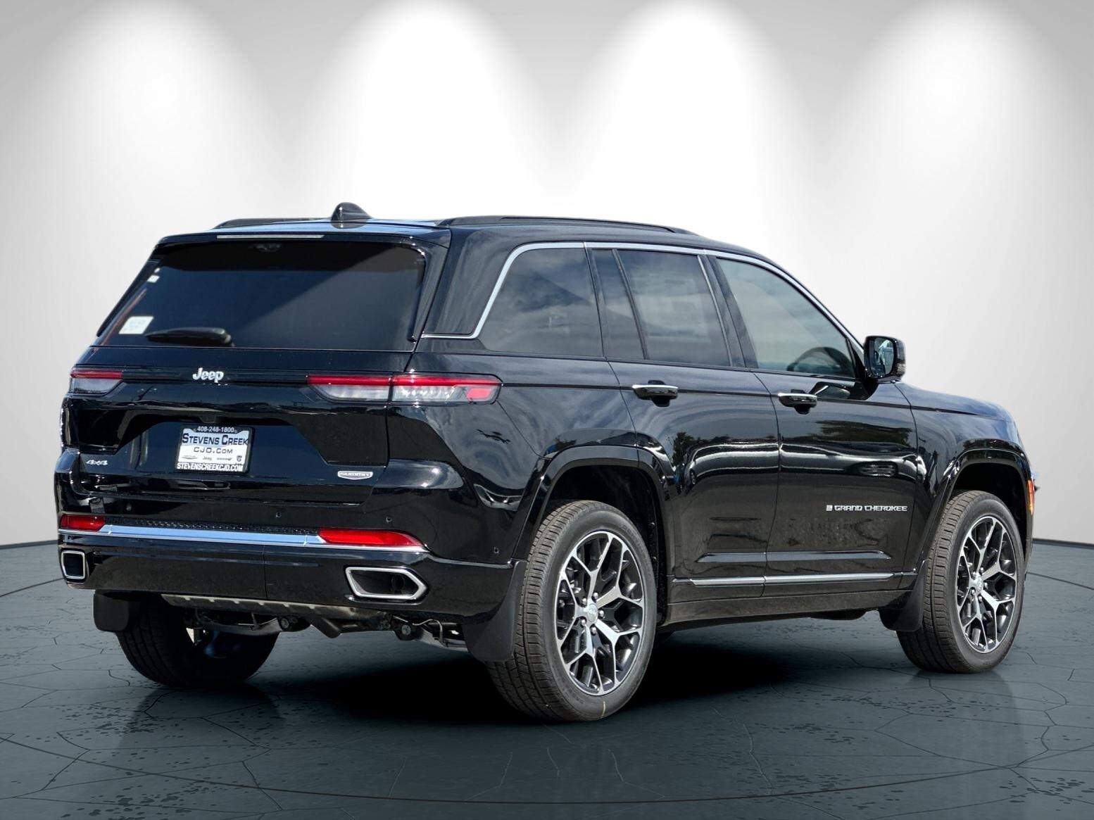 2025 Jeep Grand Cherokee Summit Reserve photo 2