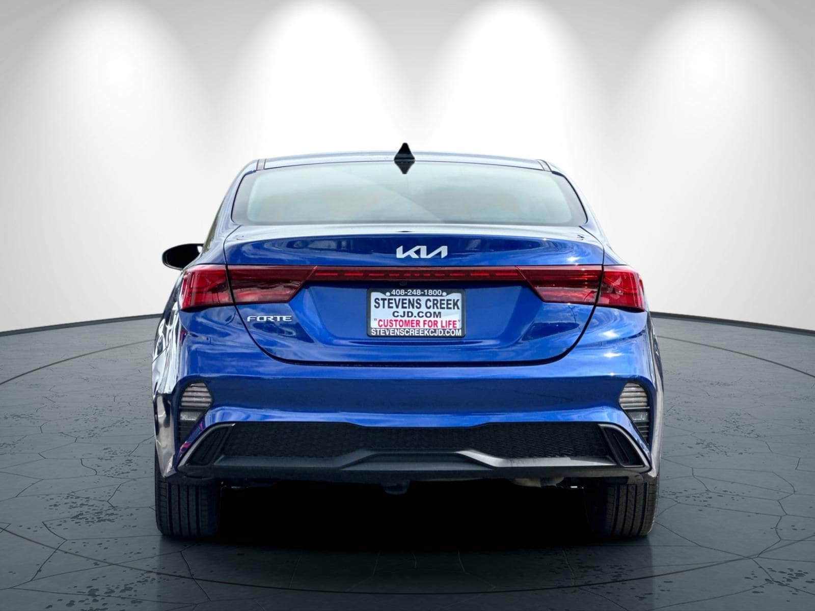 2023 Kia Forte LXS photo 4