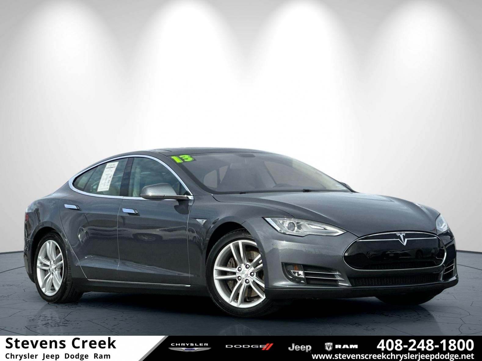 2013 Tesla Model S S's photo