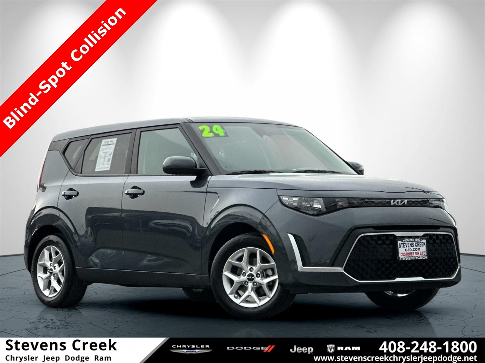 2024 Kia Soul LX's photo