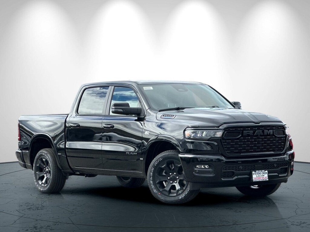 New 2026 Ram 1500 BIG HORN CREW CAB 4X4 5'7 BOX Pickup