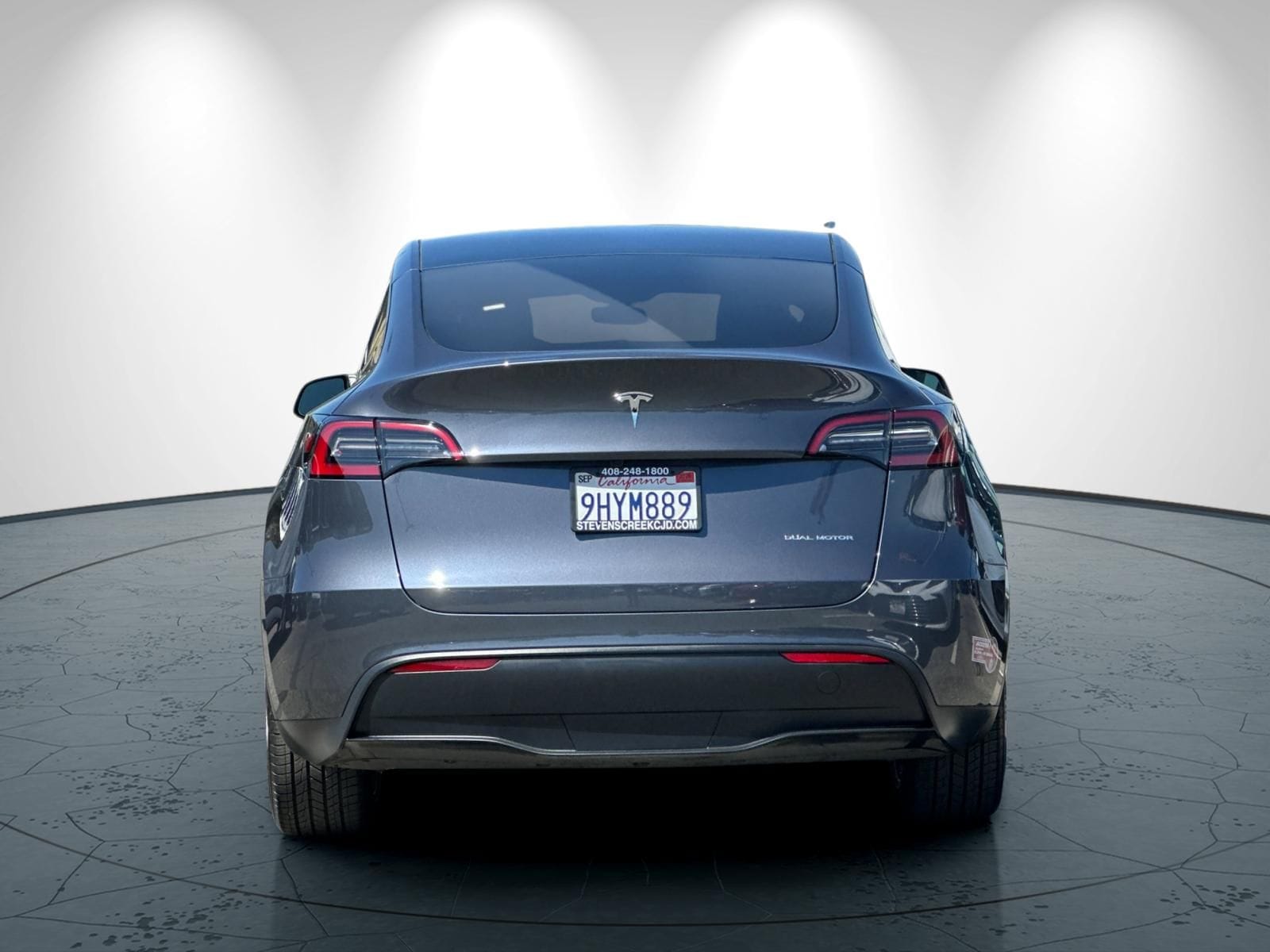 2023 Tesla Model Y Long Range photo 4