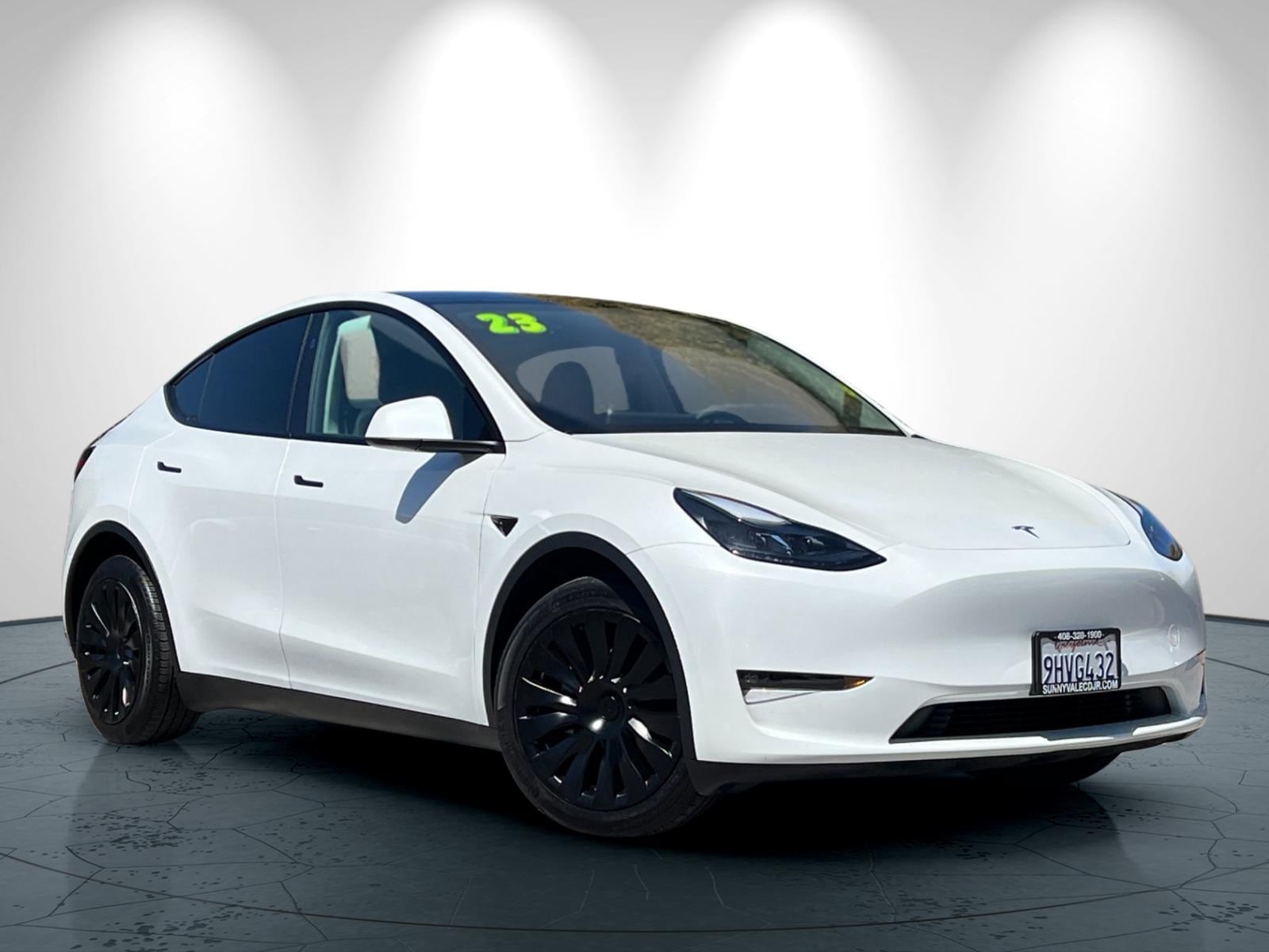 Used 2023 Tesla Model Y Long Range with VIN 7SAYGDEE1PF850633 for sale in Kansas City