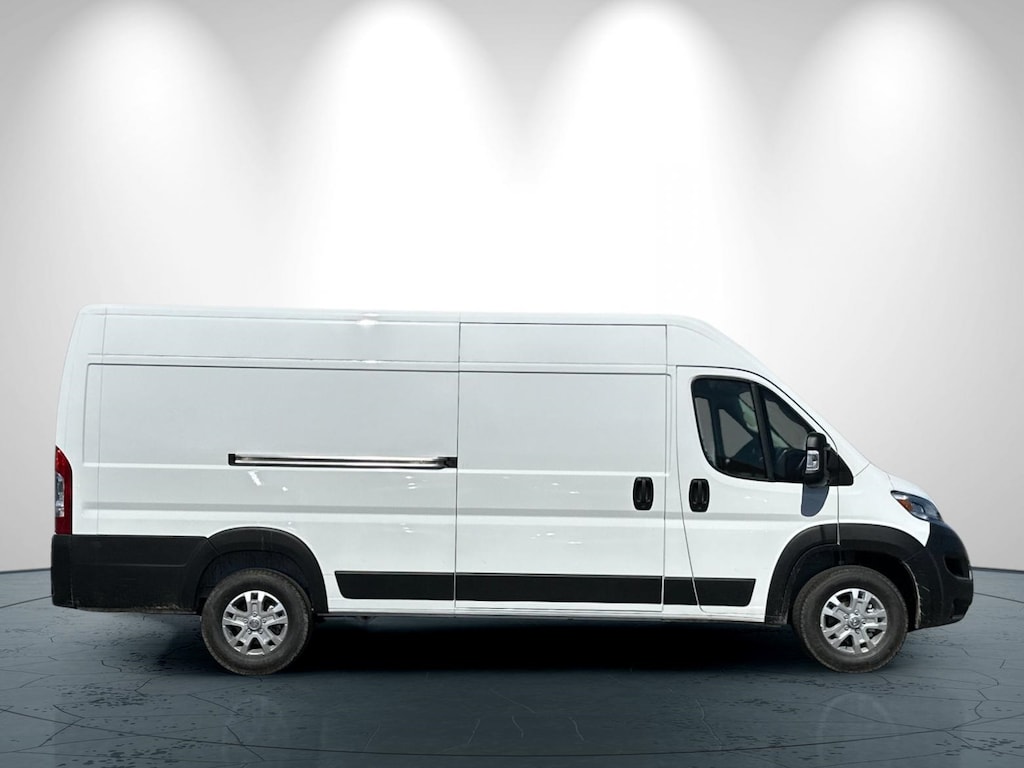 New 2026 Ram ProMaster PROMASTER 3500 SLT CARGO VAN HIGH ROOF 159' WB EXT Cargo Van