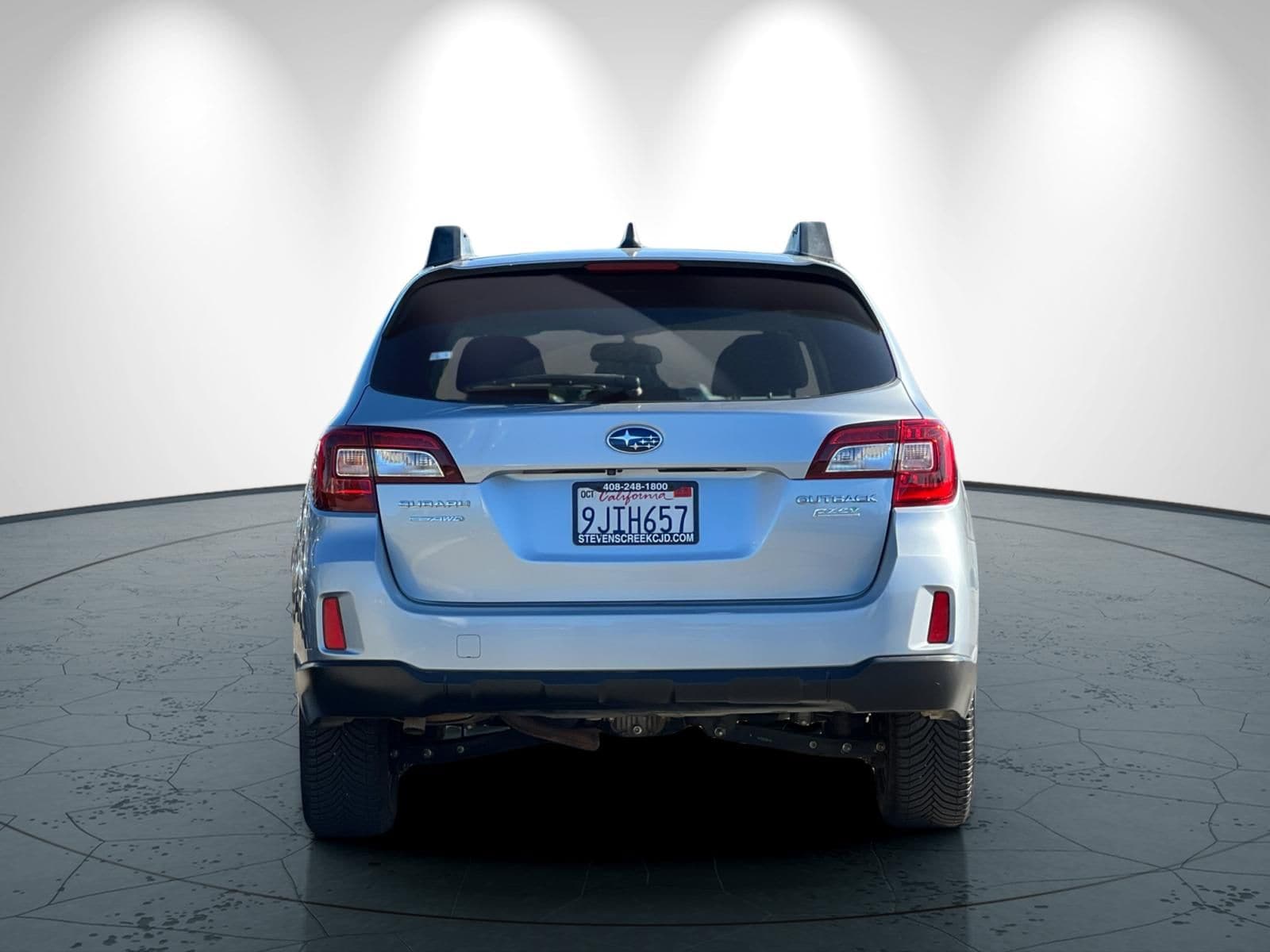 2017 Subaru Outback 2.5i Premium photo 4