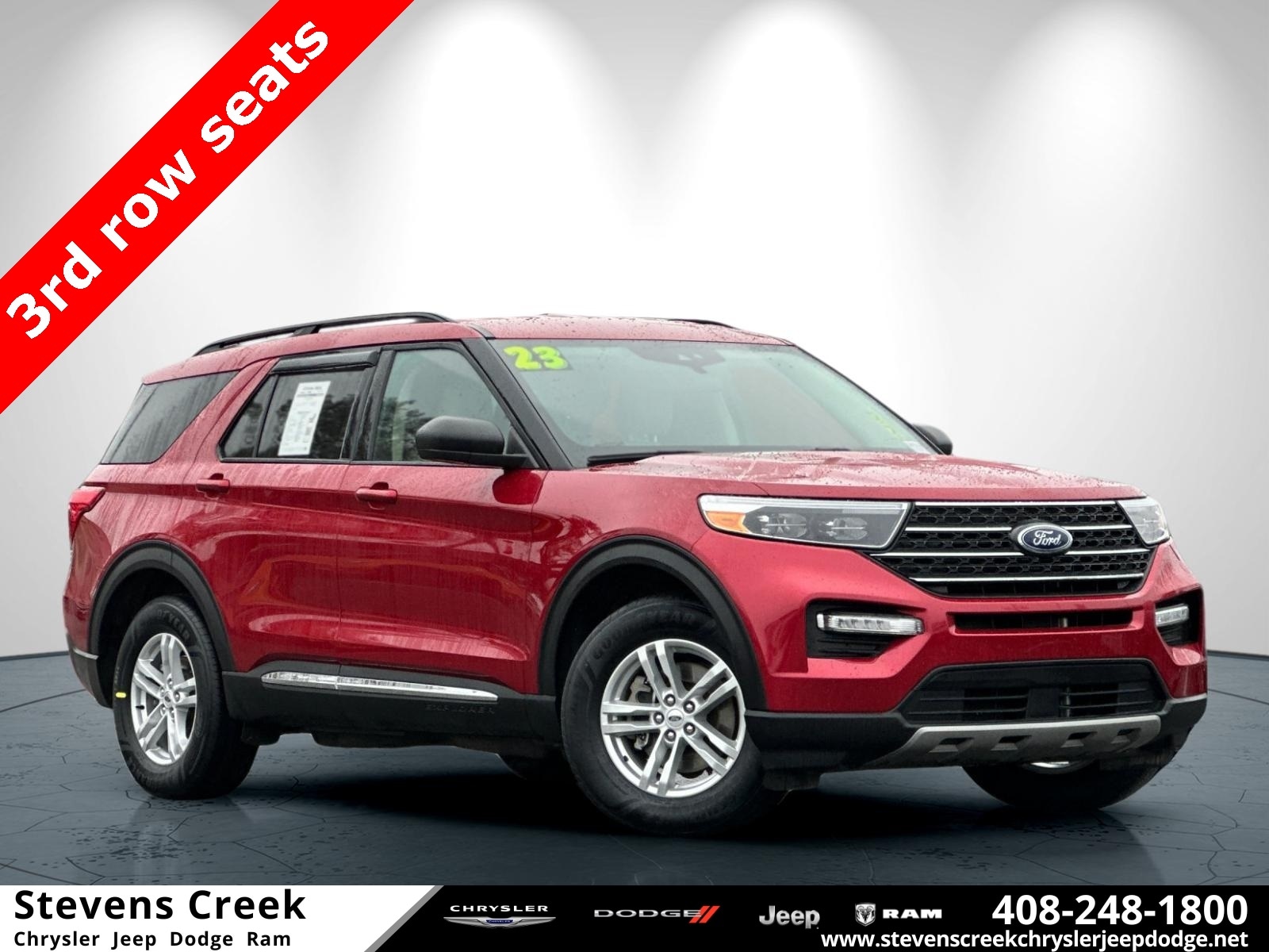 2023 Ford Explorer XLT's photo