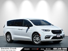 2026 Chrysler Pacifica SELECT AWD Passenger Van