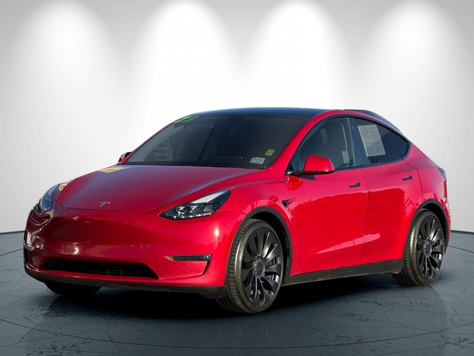2023 Tesla Model Y Performance photo 3