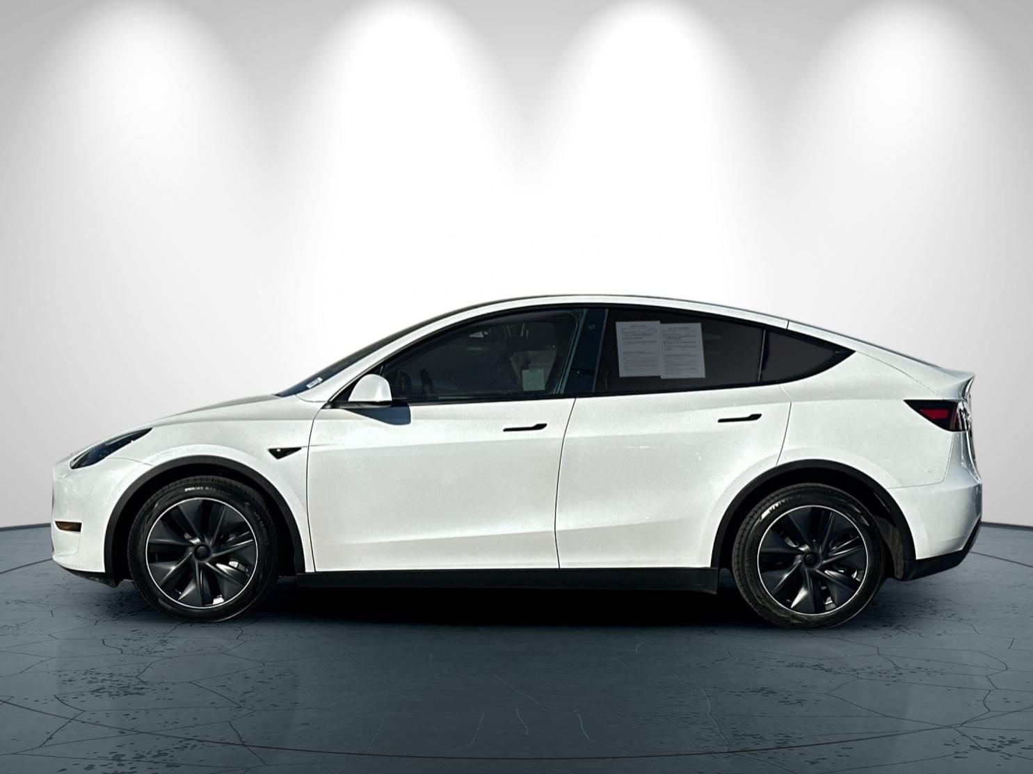 2023 Tesla Model Y Long Range photo 6