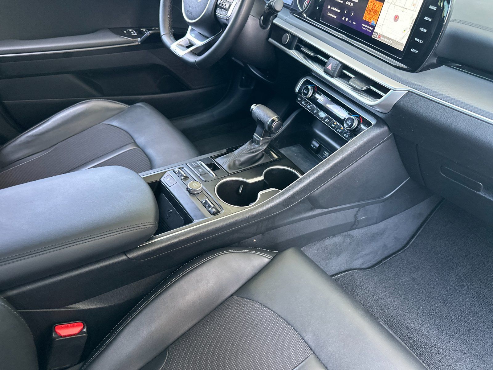 2024 Kia K5 GT-Line - Photo 15